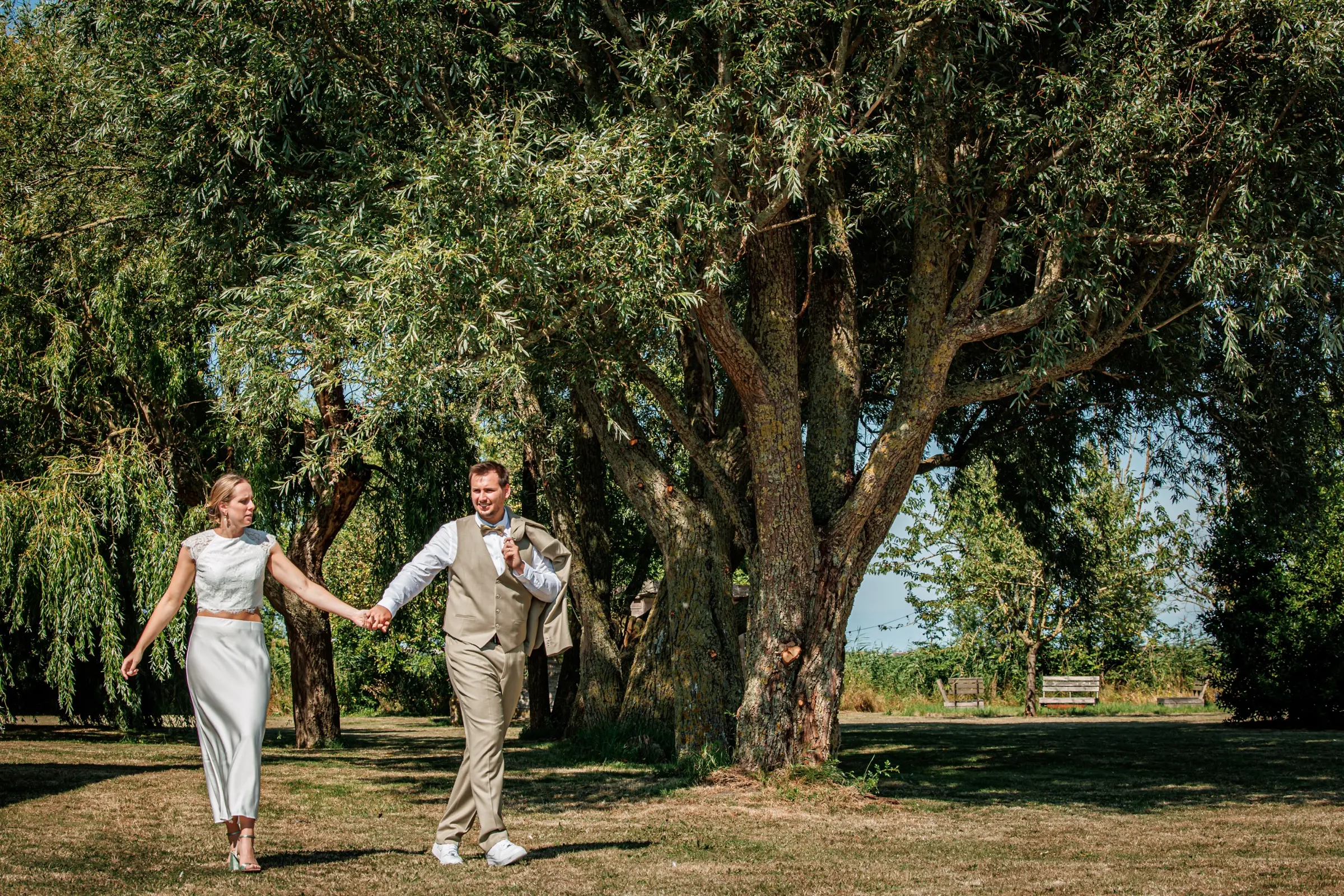 Wandeling tussen bomen